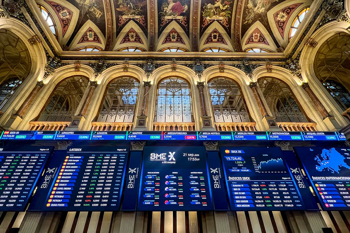 El Ibex 35 ralentiza su crecimiento en el mercado financiero.