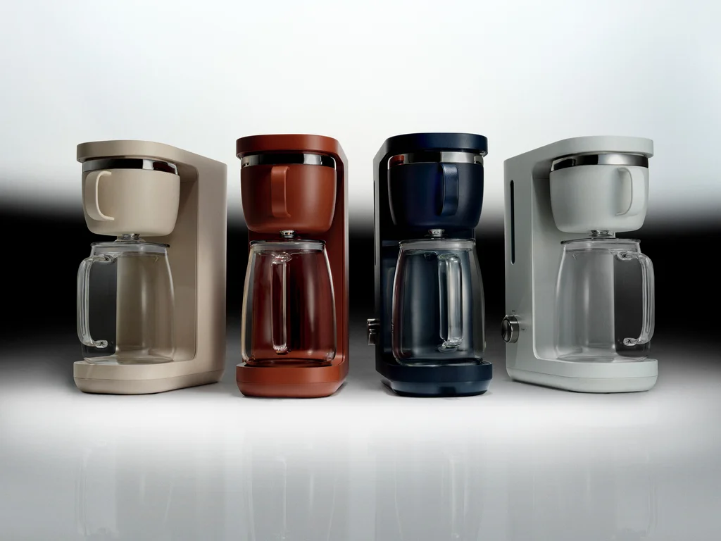 Caraway lanza cafetera de $495 para disfrutar de un café sin plástico en cada sorbo.