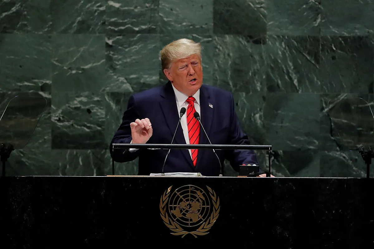 Trump defiende su postura sobre Irán y anticipa una drástica caída en los precios del petróleo