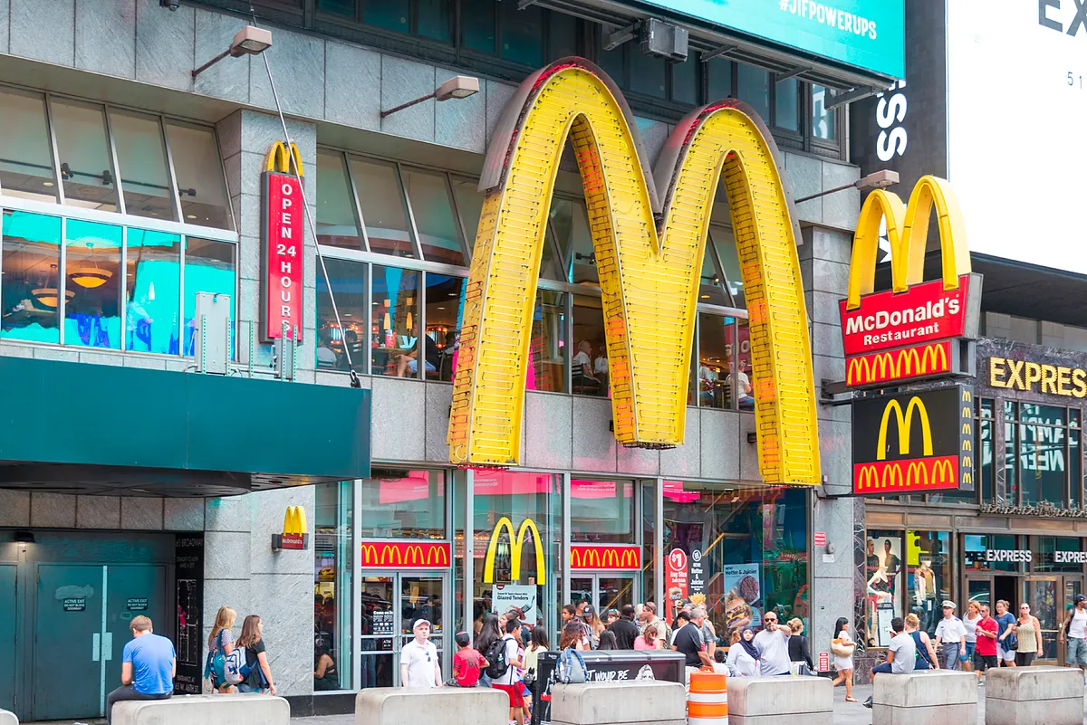 McDonald's destina 7.420 millones a la modernización de sus restaurantes y optimización del menú.