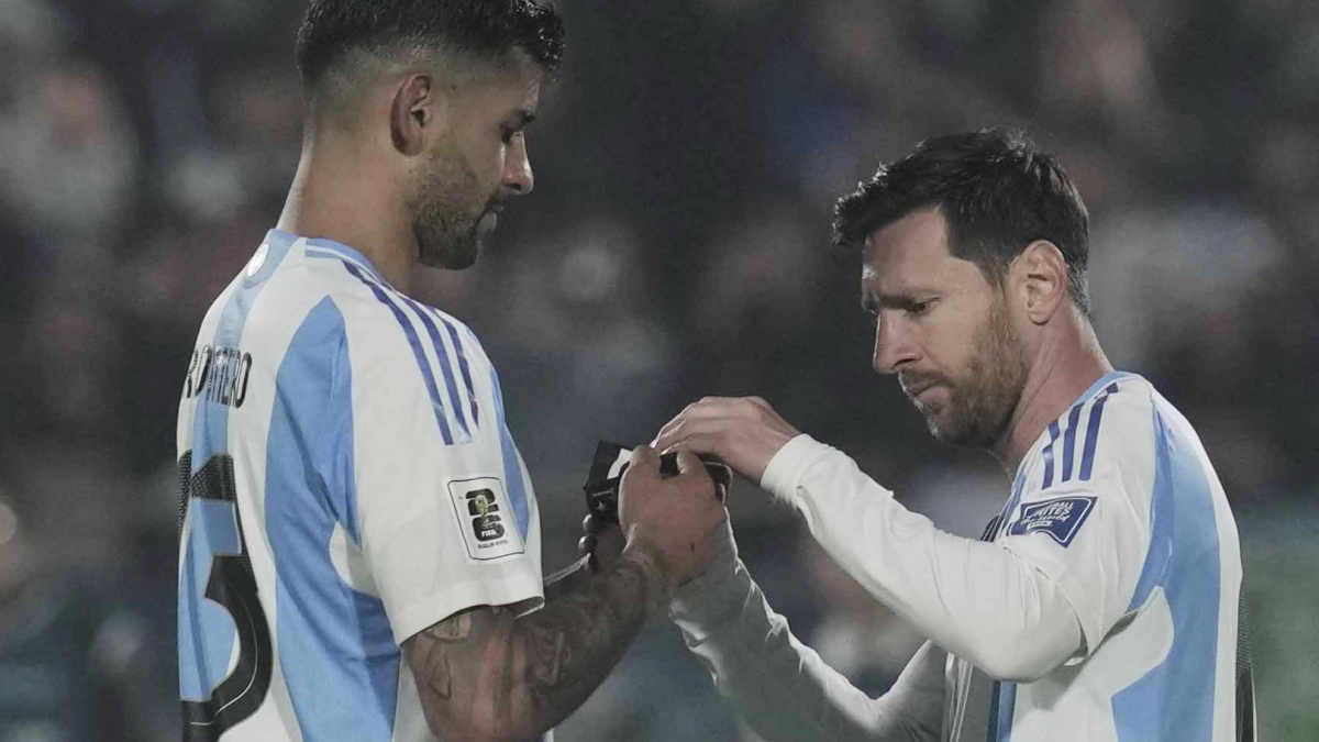 Cuti Romero propone a Messi como candidato al Balón de Oro y analiza la situación actual del premio