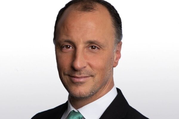 Jonathan Amouyal, asesor de Cellnex para TCI, liquida acciones por más de 15 millones de euros