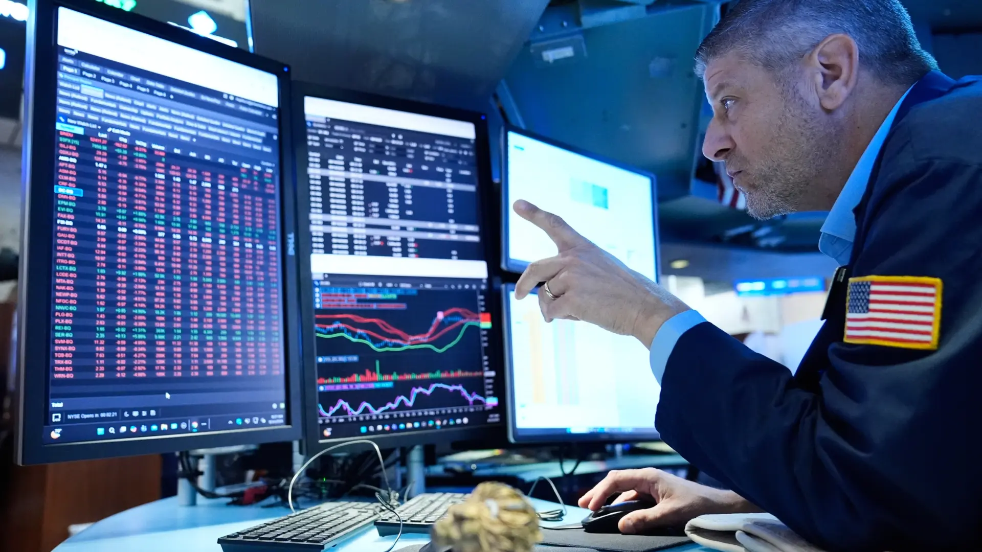Meta enfrenta un inicio de semana desafiante mientras aguarda datos económicos cruciales.