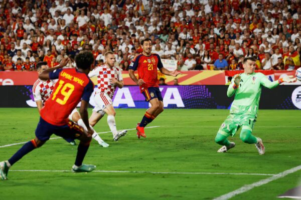 Lamine desata su talento y brilla en la victoria de España sobre Croacia