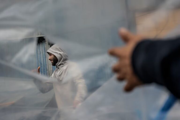 Amnistía Internacional alerta sobre abusos y violaciones a los derechos de inmigrantes en Ceuta, España
