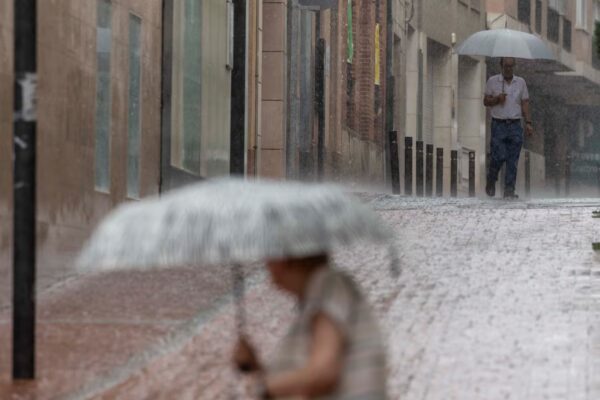 La Aemet advierte sobre riesgo alto por fenómenos meteorológicos en el este de España de jueves a lunes