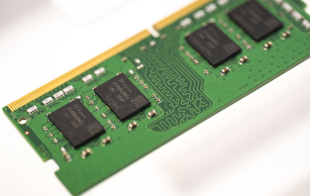 Ejecutivos de la industria de la memoria anticipan que la escasez de RAM persistirá hasta 2028
