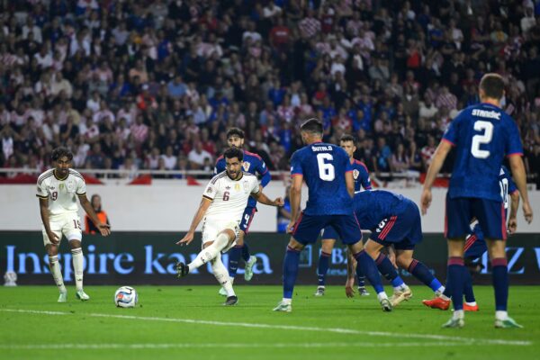 España avanza a cuartos de final de la Nations League tras remontar a Croacia con dos goles de Mikel Merino