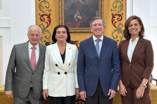Cofares y Ranfe subrayan la importancia de las farmacias en el manejo de enfermedades crónicas