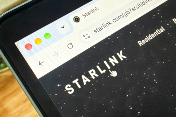 India desmiente acusaciones de Elon Musk sobre discriminación en el lanzamiento de Starlink