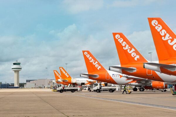 Apollo planea adquirir easyJet por 6.725 millones en 2027