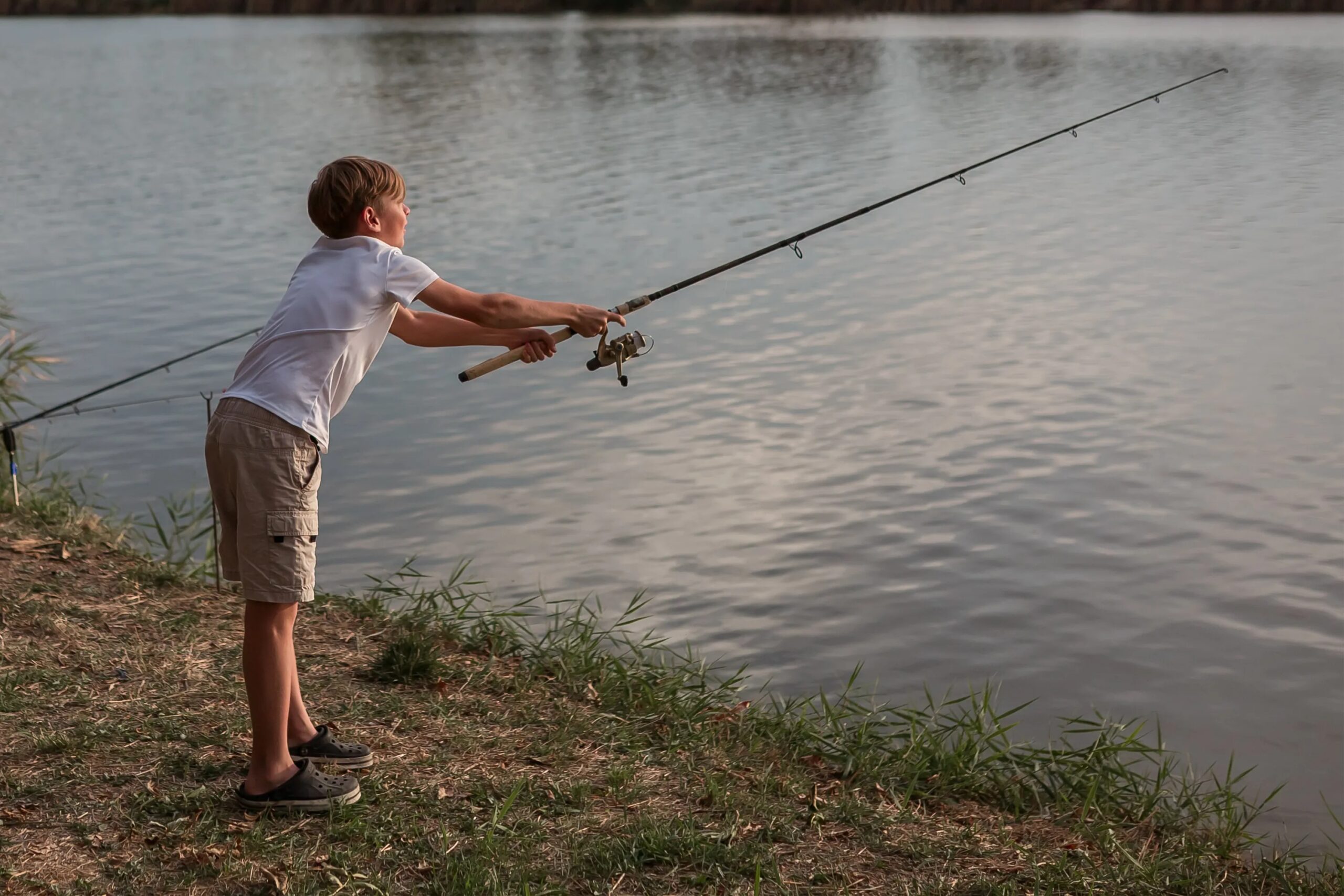 Pesca para financiar tu educación: cómo obtener becas con tus habilidades en la pesca