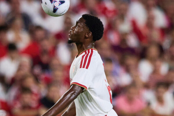 Fofana revela su sorpresiva firma con el Sevilla: una conversación inesperada