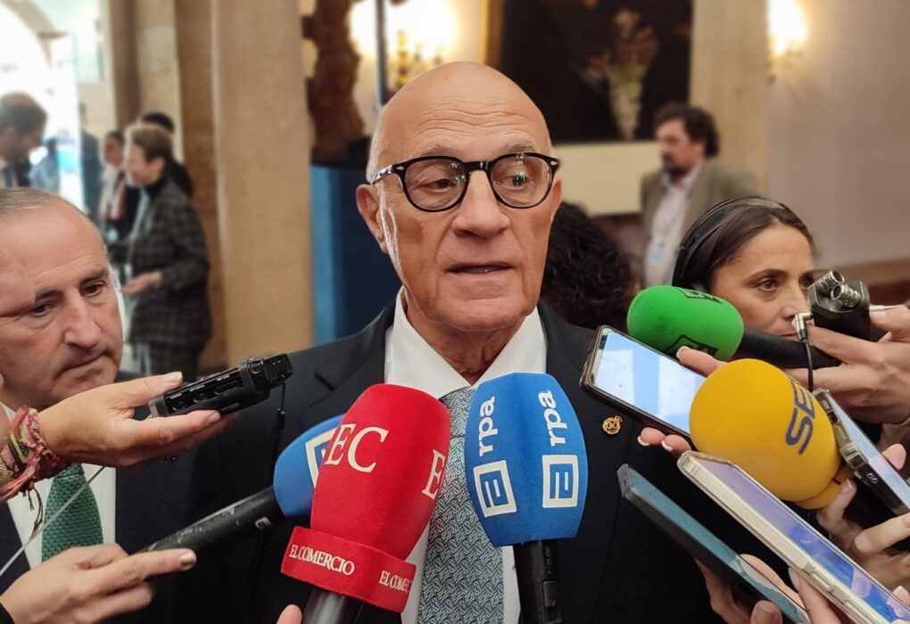 Oliu afirma que las elecciones no afectaron la entrada de BPCE en Sabadell: "Carece de relevancia"