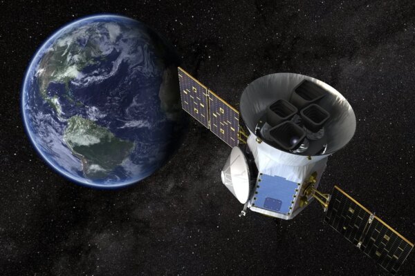 El impacto de SpaceX en la bolsa arrastra a Telefónica y a otras operadoras de telecomunicaciones