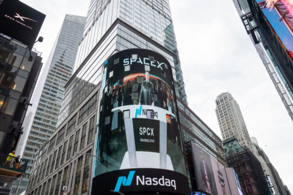 Telefónica experimenta una caída del 4,6% en Bolsa ante la turbulencia europea por la estrategia de Musk