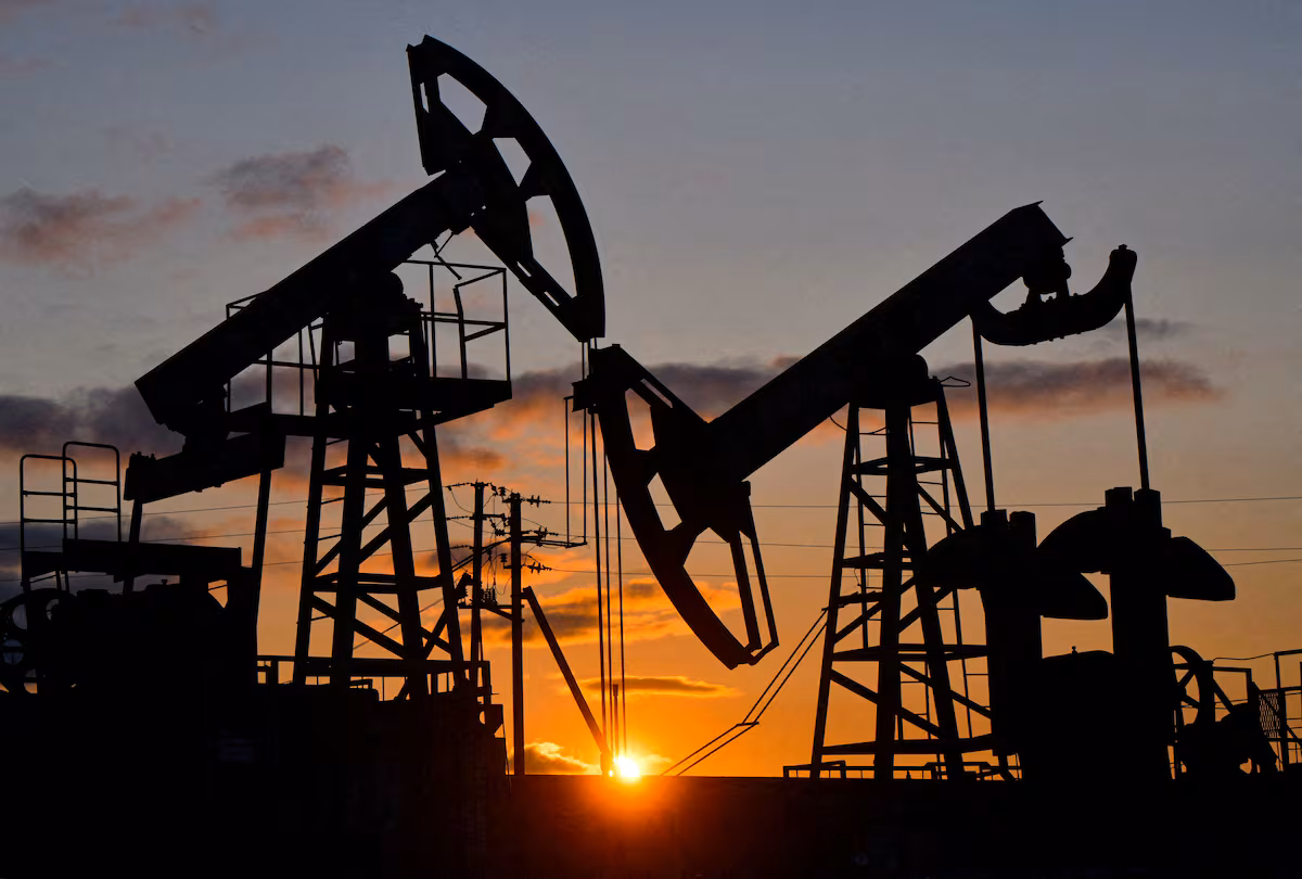 Trump sugiere a los ucranianos considerar un nuevo liderazgo tras el ataque de Kiev al sector petrolero ruso