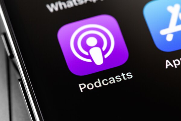Apple anuncia acuerdo para incorporar equipo y tecnología de la innovadora startup de podcasts Huxe