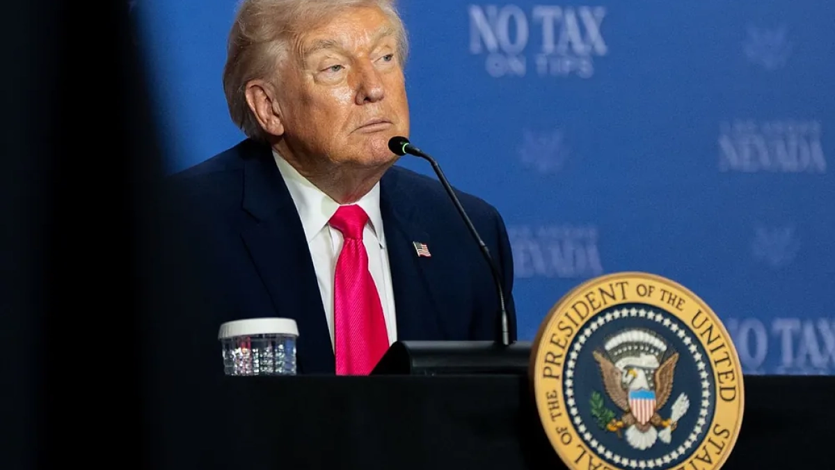 Trump expresa sorpresa por no haber sido galardonado con el Premio Nobel de la Paz