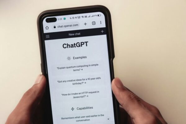 El uso de inteligencia artificial durante solo 10 minutos disminuye tu capacidad de perseverar en tareas desafiantes.