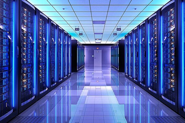 Frux asegura 350 millones de dólares y lanza un fondo especializado en centros de datos