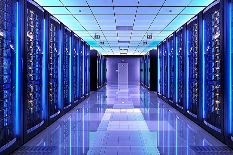 Frux asegura 350 millones de dólares y lanza un fondo especializado en centros de datos