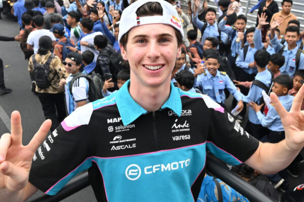 Máximo Quiles se acerca al título de Moto3 en Indonesia bajo condiciones clave