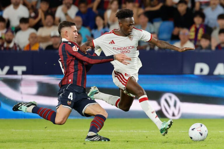 El Levante logra un sorprendente empate contra un Sevilla dominante en el fútbol español