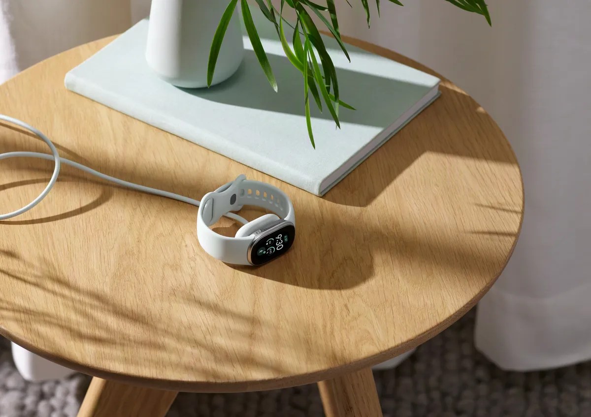 Google presenta Fitbit Edge: la fusión ideal entre Fitbit Air y Pixel Watch