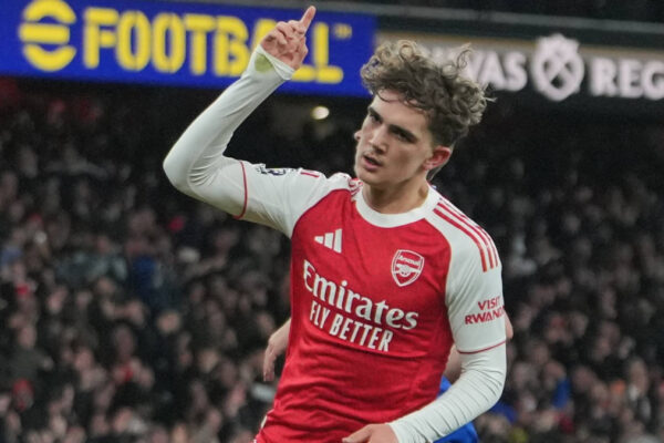 El joven talento del Arsenal destaca a sus 16 años en el mundo del fútbol
