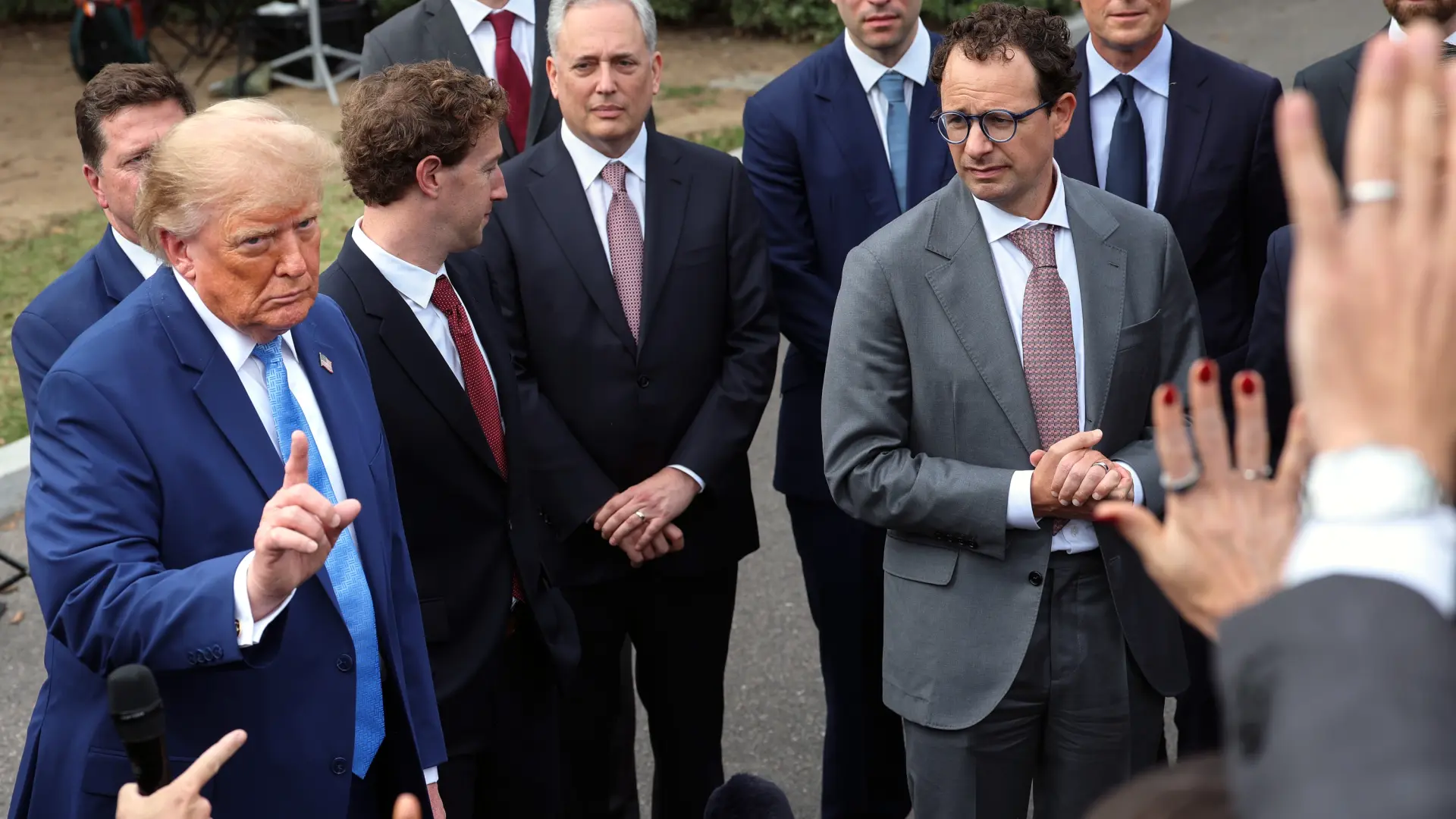 Las grandes empresas tecnológicas se enfocan en 2028: Anthropic ofrece salarios de hasta 345.000 dólares para impactar el debate sobre inteligencia artificial.