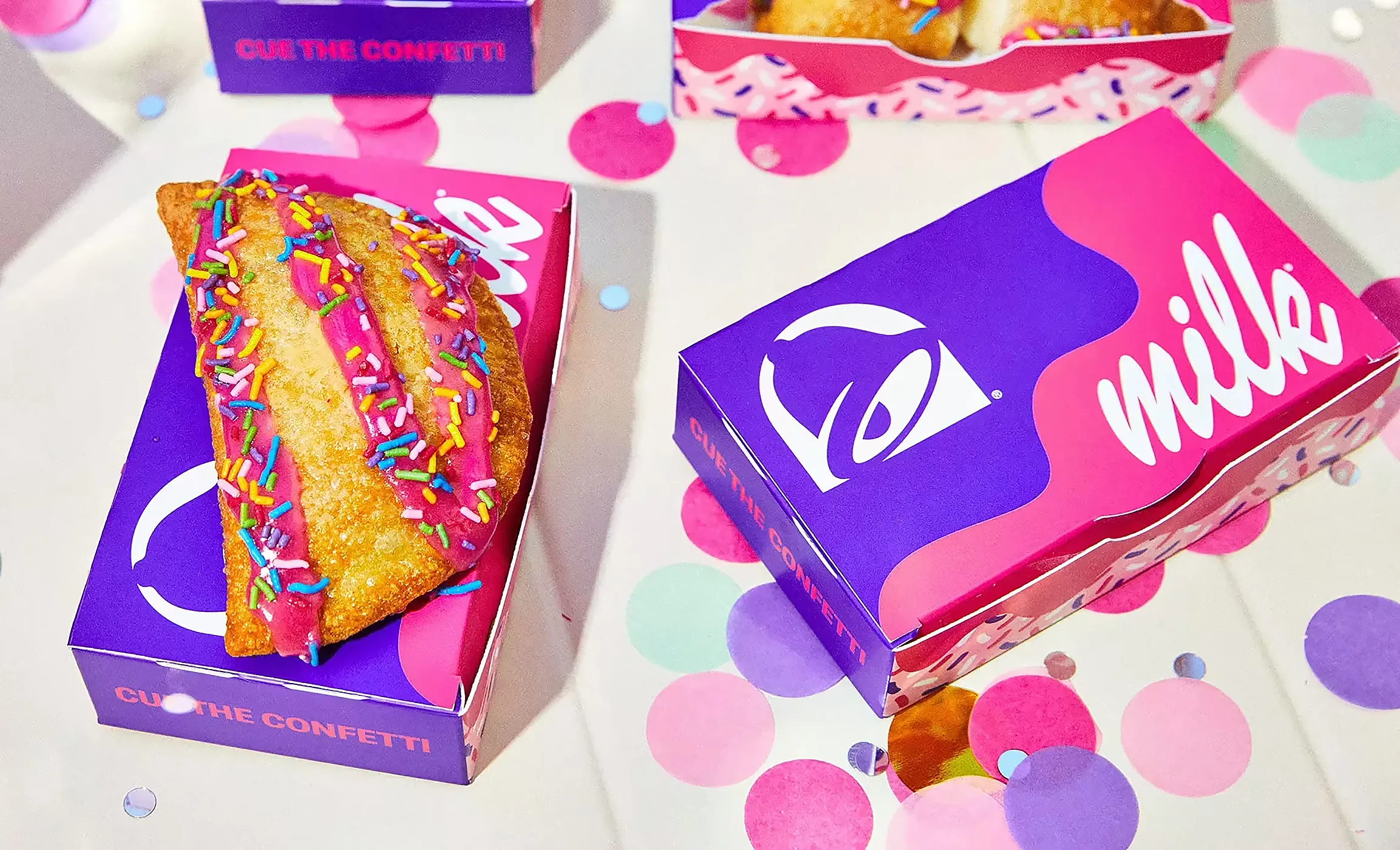 Taco Bell lanza una innovadora empanada de pastel de cumpleaños