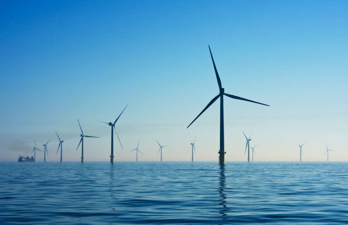 Estados Unidos advierte sobre la incertidumbre legal en España por deudas en el sector de energías renovables