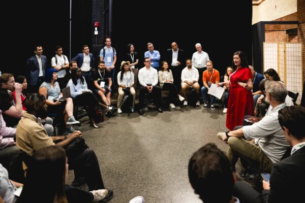 Última oportunidad para obtener hasta $200 de descuento en tu pase para el Founder Summit