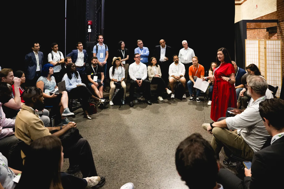 Última oportunidad para obtener hasta $200 de descuento en tu pase para el Founder Summit