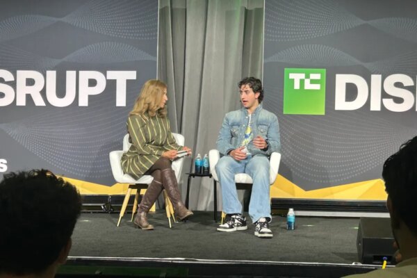 El papel clave de una comunidad de influencers en el éxito viral de Cal AI