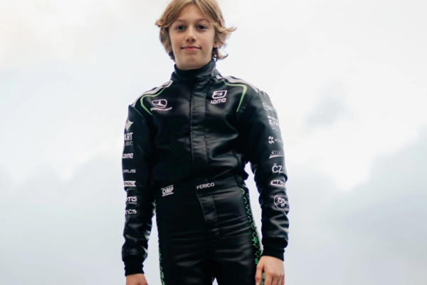 Mercedes presenta a su nuevo talento en el automovilismo: Kimi Antonelli.