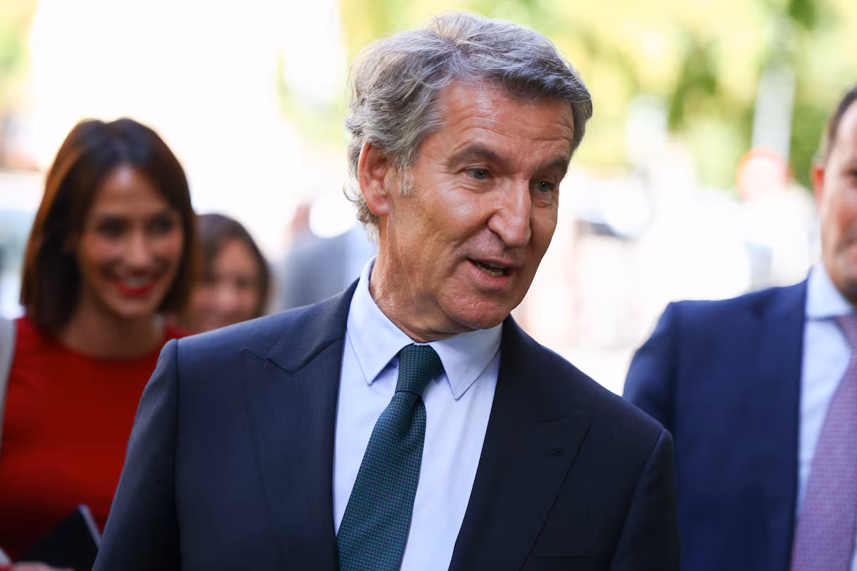 Feijóo exige un mayor control naval en Ceuta ante la llegada de embarcaciones marroquíes