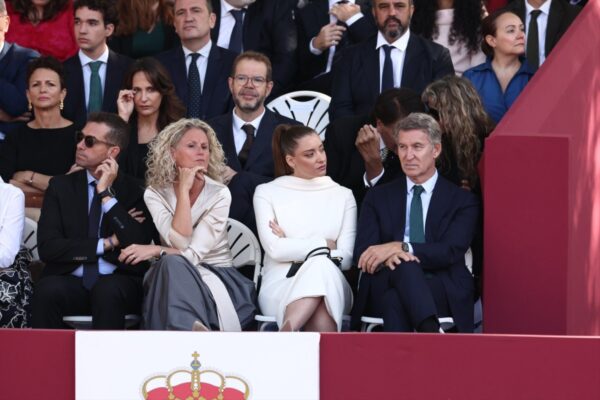 Renuncia la portavoz del PSOE, Montse Mínguez, en medio de la controversia por los apartamentos de su pareja.