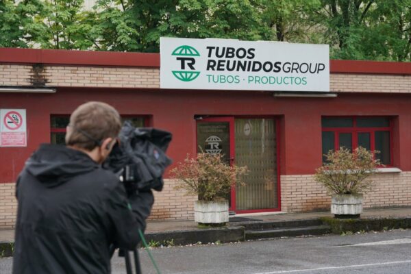 Tubos Reunidos selecciona cinco propuestas que incluyen reducciones y un monto de 27,5 millones.