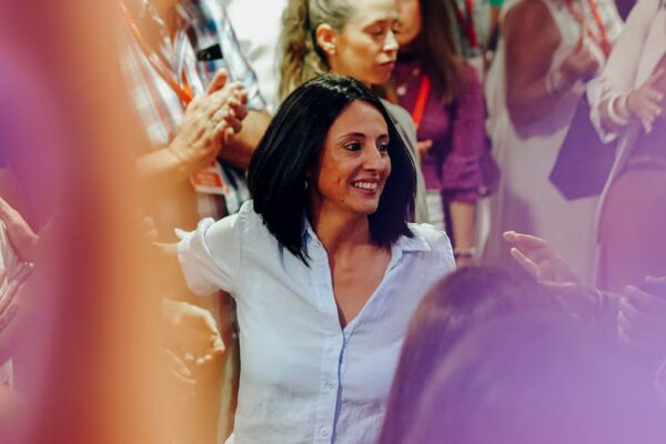 Rebeca Torró asume el cargo de portavoz del PSOE tras la dimisión de Montse Mínguez en España
