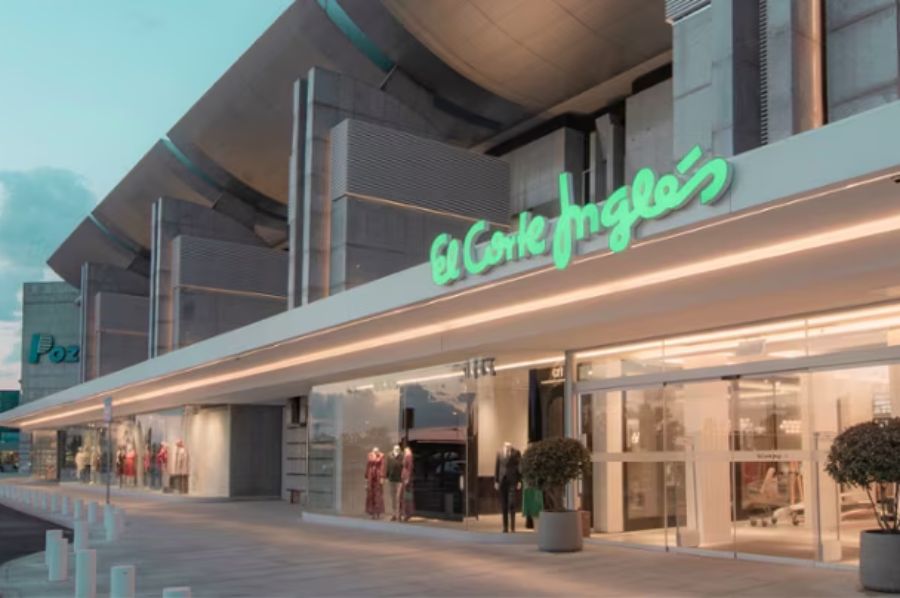 El Corte Inglés planea contratar más de 6,300 trabajadores para la temporada de Black Friday y Navidad.