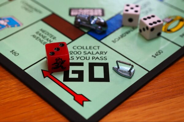 Lecciones del Monopoly: Errores empresariales que impiden la creación de riqueza real en los emprendedores.