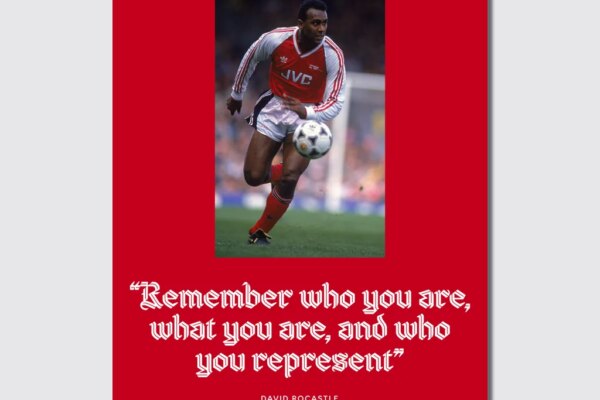 La nueva tipografía blackletter de Arsenal rinde homenaje a un destacado jugador estrella