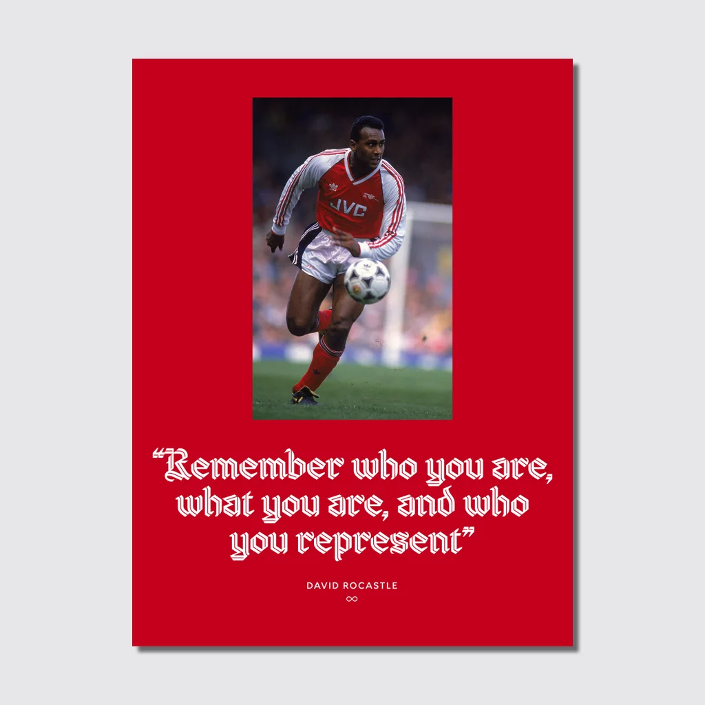 La nueva tipografía blackletter de Arsenal rinde homenaje a un destacado jugador estrella