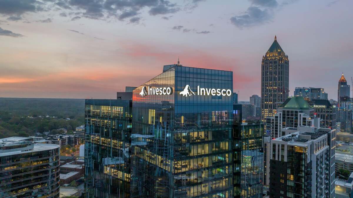 Invesco designa a David Kellet y Cristiano Stampa como nuevos líderes del negocio europeo tras la salida de Andy Rofe.