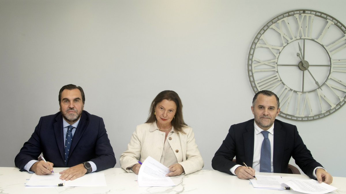 Alianza entre Atalaya y Summum busca captar 2.000 millones para el sector hotelero