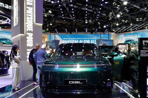 Las ventas de vehículos eléctricos en Europa crecieron un 70% en septiembre, alcanzando el 30% de cuota de mercado.