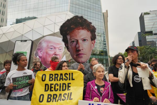 Meta tiene 24 horas para demostrar igualdad en la cobertura de Lula y Bolsonaro, según la justicia electoral de Brasil.