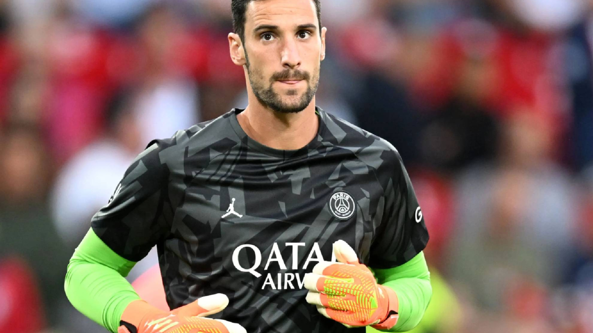 Sergio Rico víctima de un asalto violento en su hogar de Sevilla